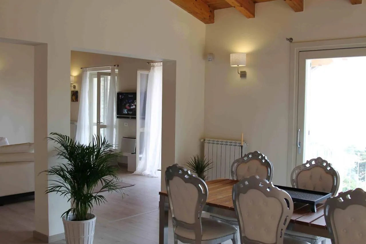 Villa Degli Ulivi Toscolano Maderno Σπίτι διακοπών