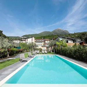 Appartamento Corte Benaco By Wonderful Italy, Toscolano-Maderno