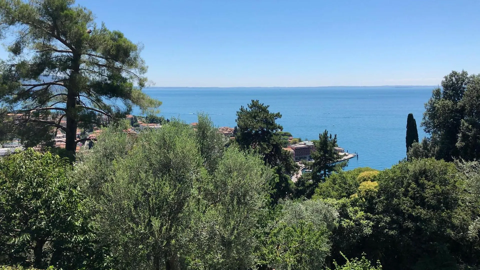 Villa Degli Ulivi Toscolano Maderno 0*,